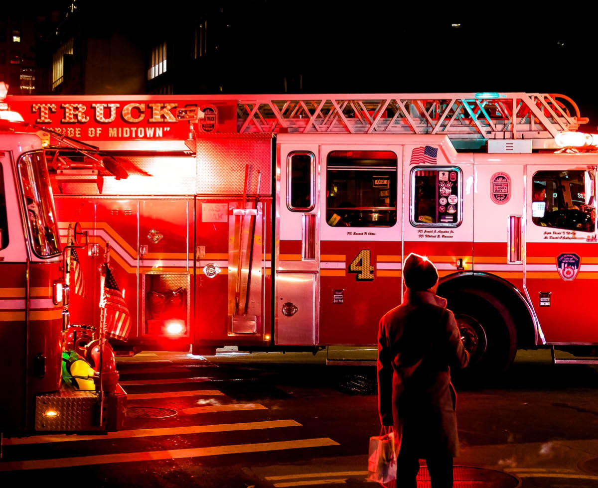 소방차가 가장 중요해, 다 비켜 🚒