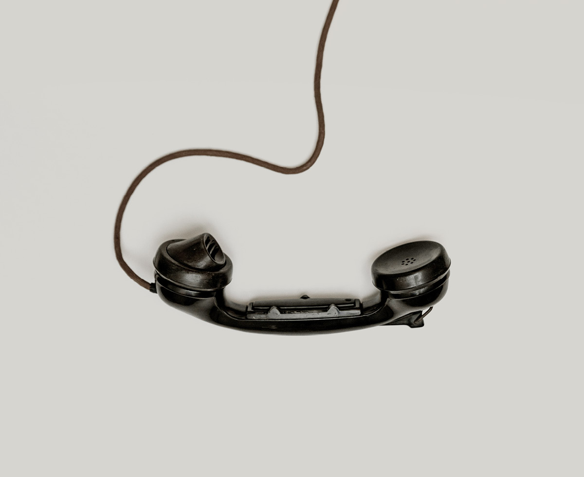 전활 받지 않는 북에게 ☎️