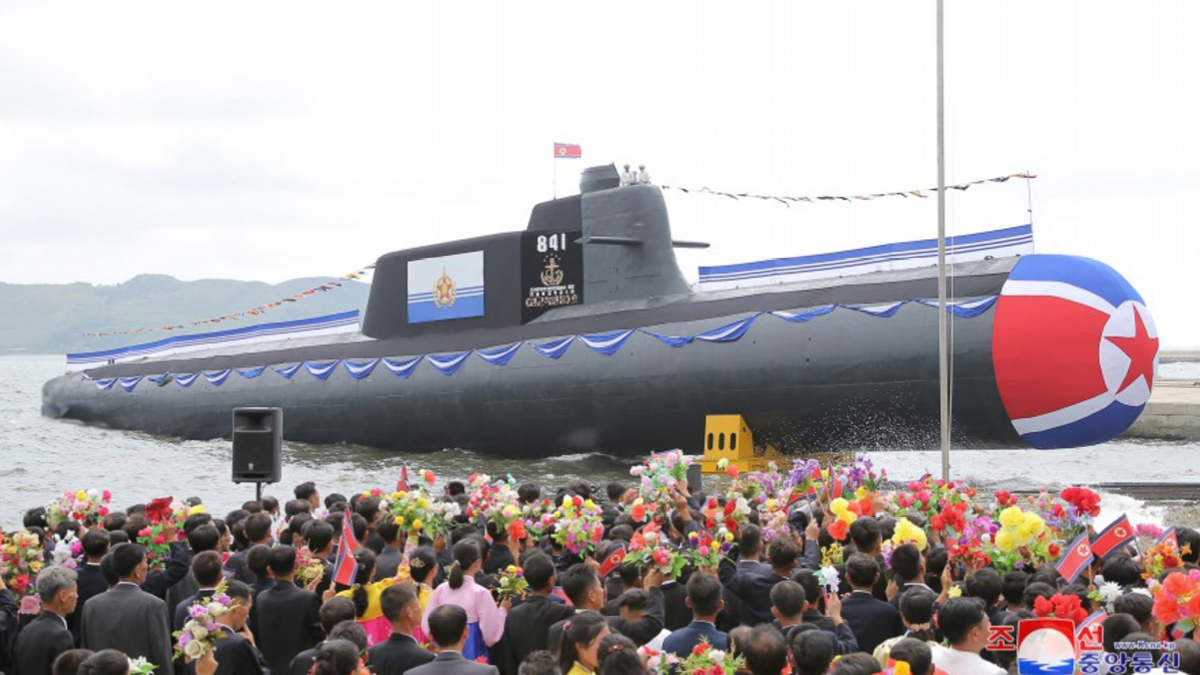 북한 핵잠수함 공개