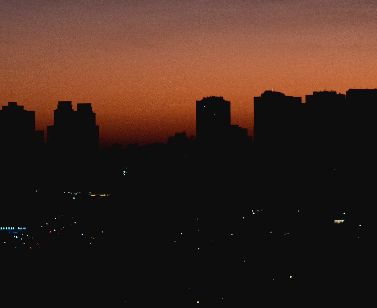 미분양만 쌓이네 🏘️