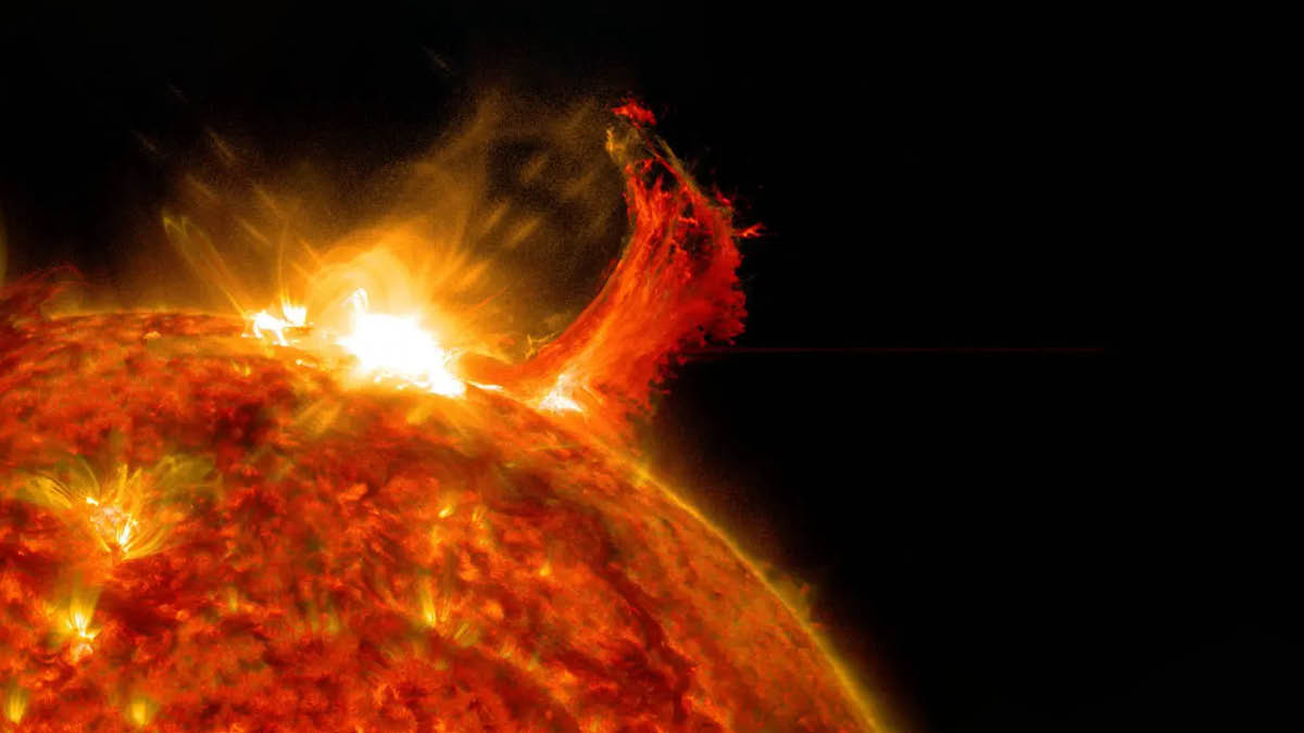 태양 폭풍이 지구에 미치는 영향 ☀️🌎