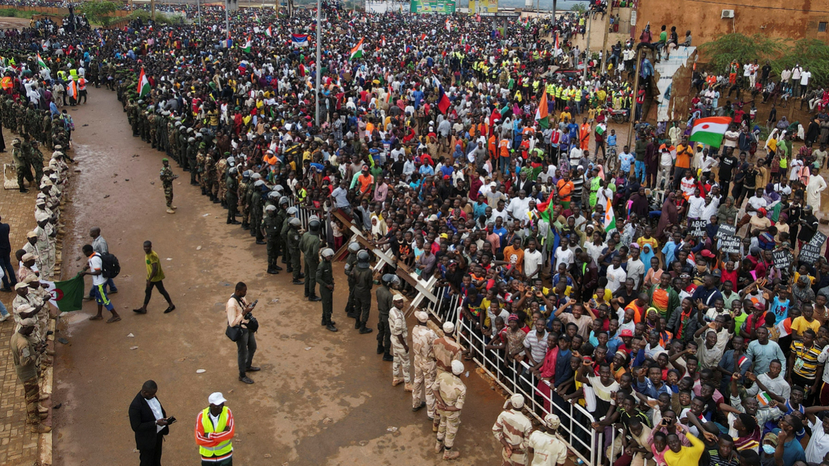 프랑스: 우리가 떠날게