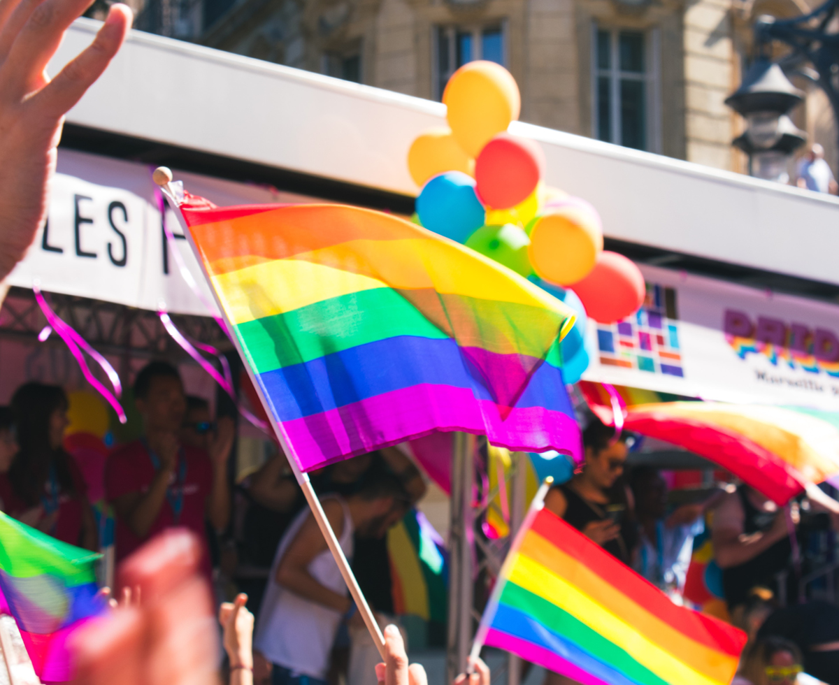 ‘보수’에 맞선 무지개 깃발 🏳️‍🌈