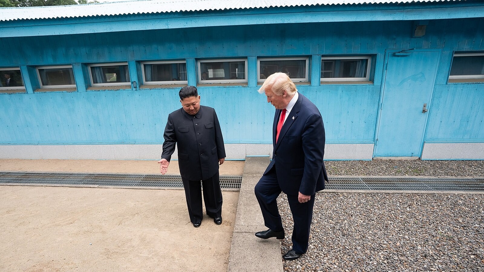 이번 APEC에서 김정은과 트럼프의 회동이 기대를 모으고 있다. 이번 APEC에서 김정은과 트럼프의 회동이 기대를 모으고 있다.