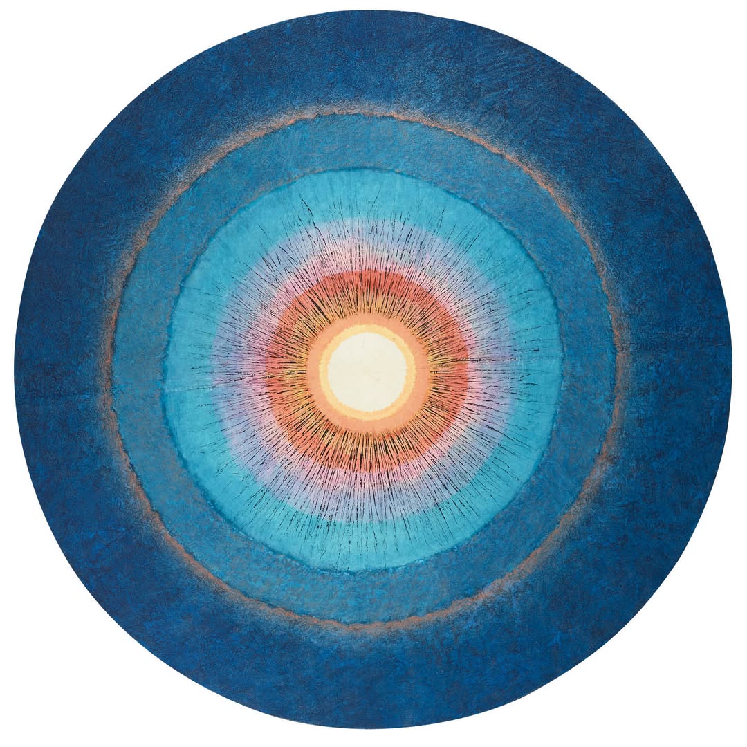 방혜자의 작품 '빛의 울림'이에요.